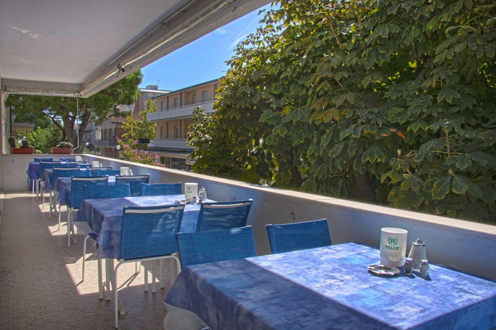 Hotel Tilly Cesena Bagian luar foto