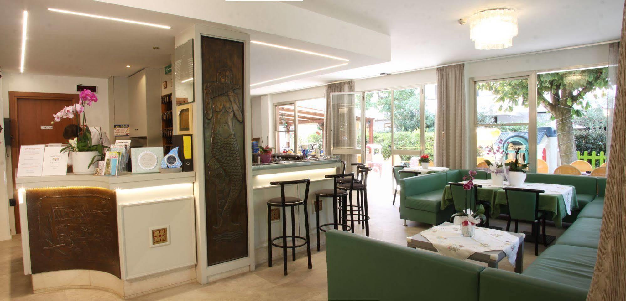 Hotel Tilly Cesena Bagian luar foto